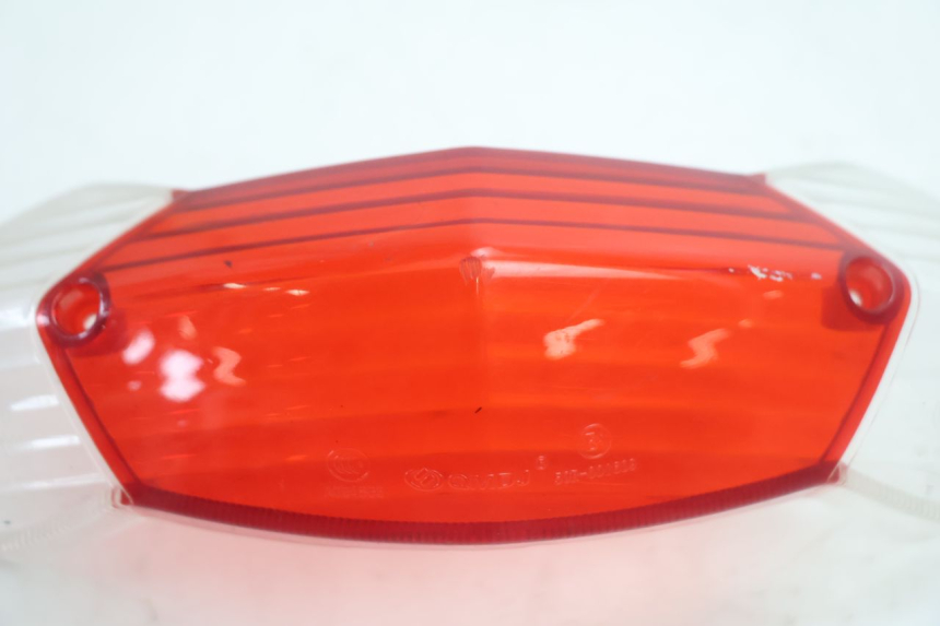 photo de LENTE DA LUZ TRASEIRA PEUGEOT KISBEE 4T 50 (2010 - 2017) - Outro ângulo de visão