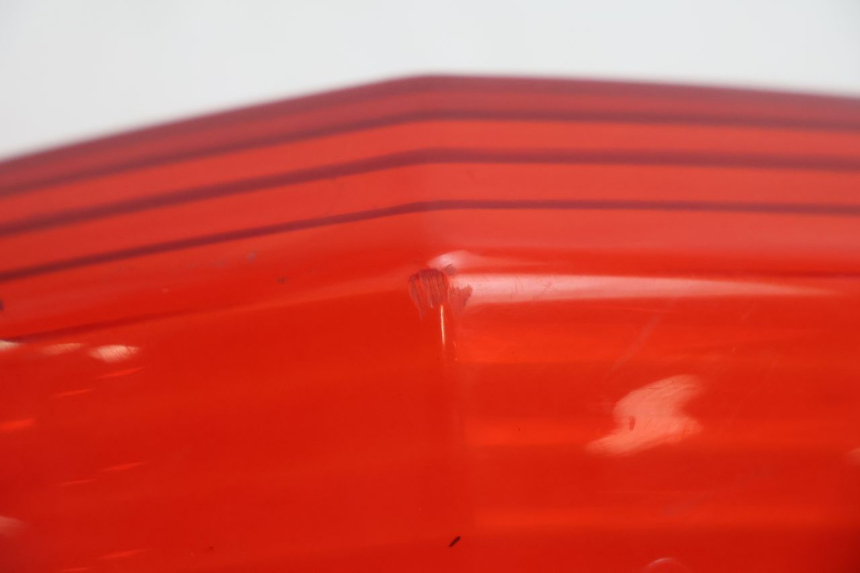 photo de LENTE DA LUZ TRASEIRA PEUGEOT KISBEE 4T 50 (2010 - 2017) - Ampliação técnica