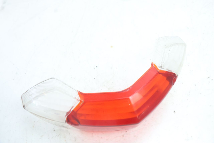 photo de LENTE DA LUZ TRASEIRA PEUGEOT KISBEE 4T 50 (2010 - 2017) - Outro ângulo de visão