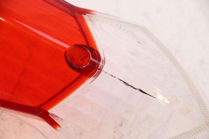 photo de LENTE DA LUZ TRASEIRA PEUGEOT KISBEE 4T 50 (2018 - 2022) - Vista geral