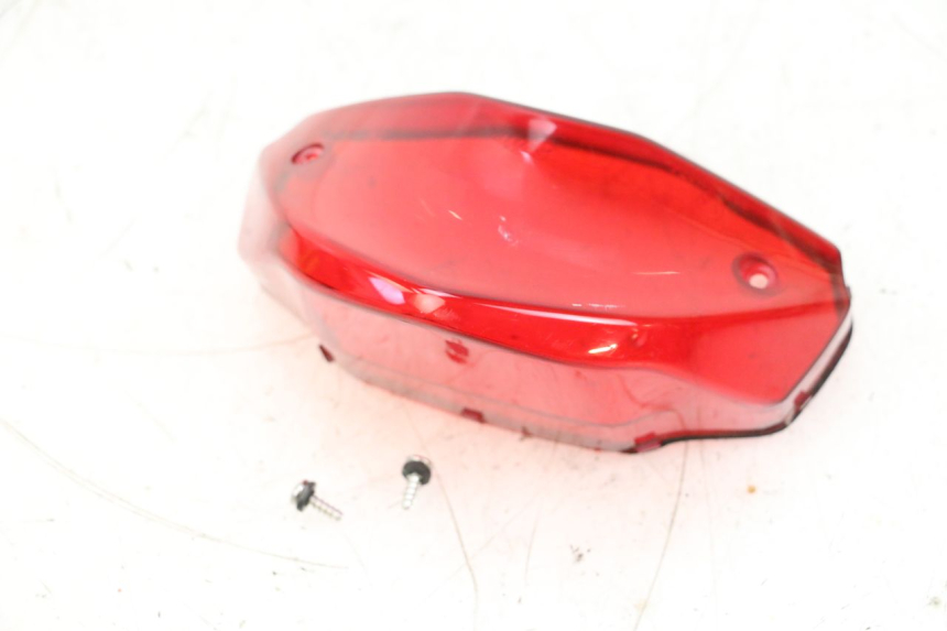 photo de LENTE DA LUZ TRASEIRA SYM ORBIT 2 4T 50 (2008 - 2017) - Pontos de fixação