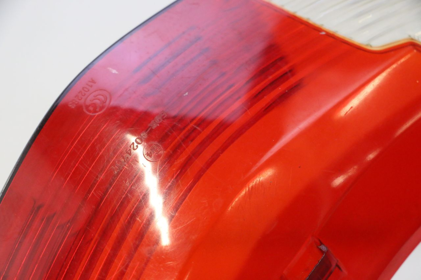 photo de LENTE DA LUZ TRASEIRA JM MOTORS SANTANA 50 (2014 - 2023) - Ampliação técnica