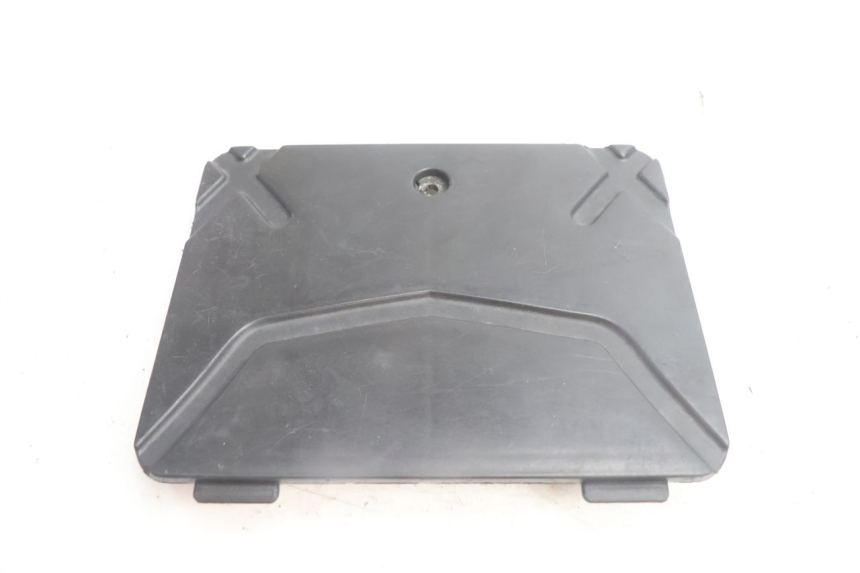 photo de TAMPA DA BATERIA KYMCO AGILITY FR 2T 50 (2012 - 2017) - Vista principal