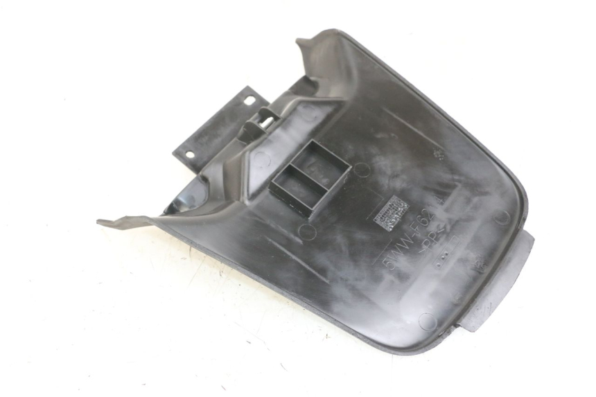 photo de TAMPA DA BATERIA MBK BOOSTER SPIRIT 50 (2004 - 2017) - Detalhe da peça