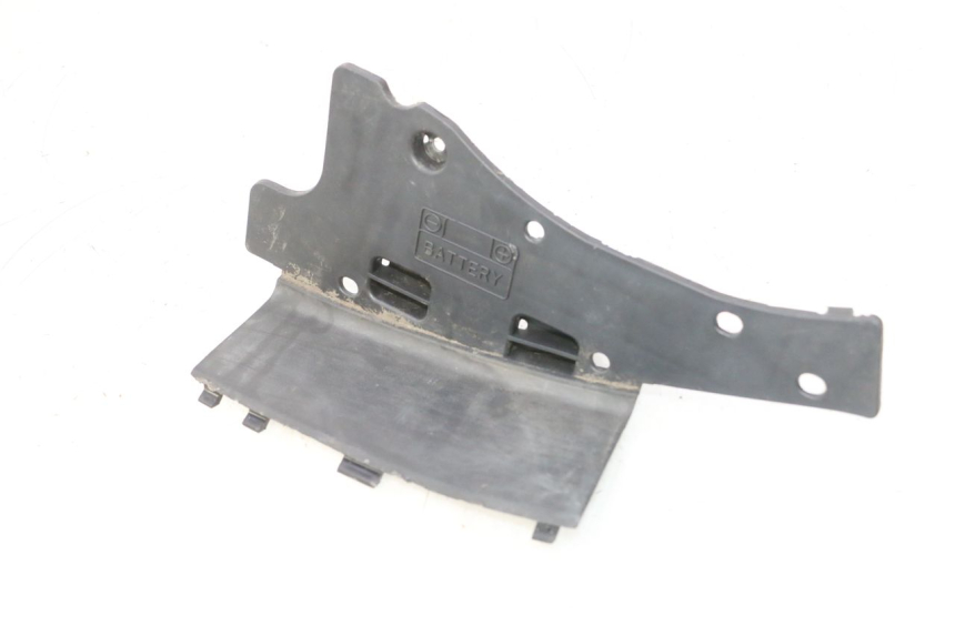 photo de TAMPA DA BATERIA SUZUKI BURGMAN 125 (2007 - 2014) - Vista principal