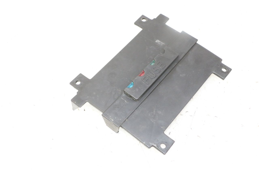 photo de TAMPA DA BATERIA KYMCO DINK STREET 125 (2009 - 2014) - Detalhe da peça
