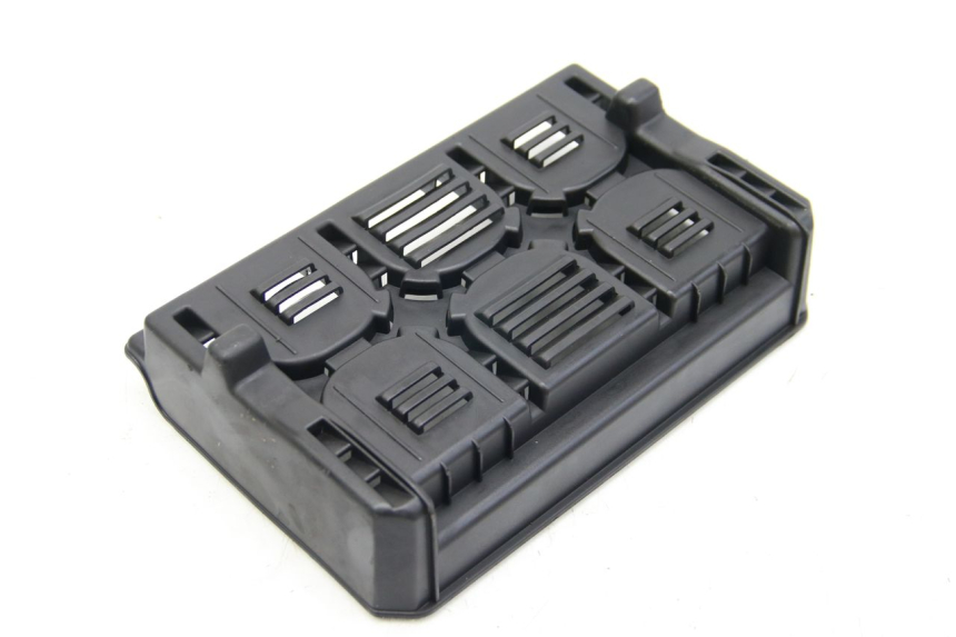photo de TAMPA DA BATERIA PEUGEOT E-VIVACITY 1 (2012 - 2018) - Vista principal