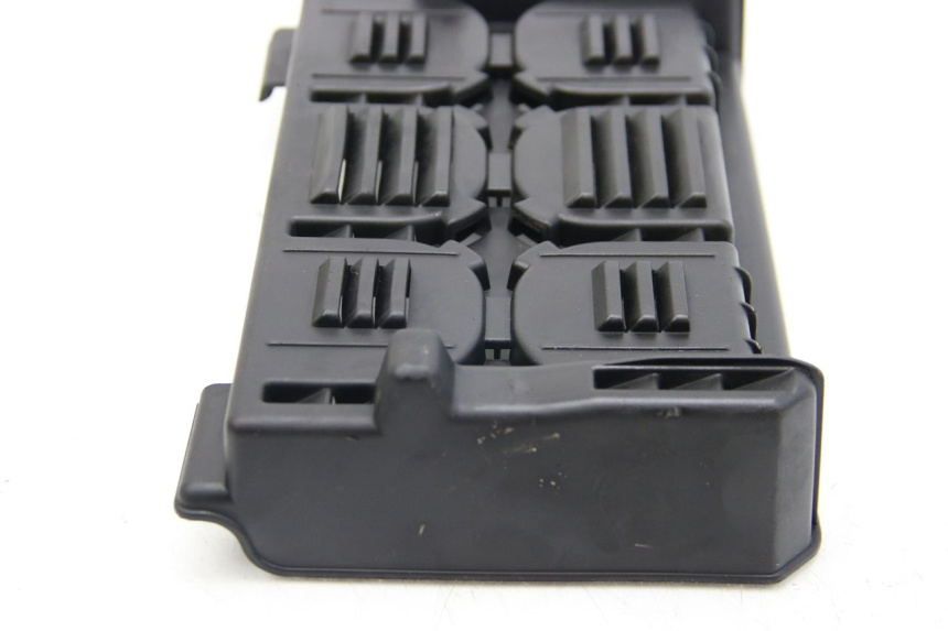 photo de TAMPA DA BATERIA PEUGEOT E-VIVACITY 1 (2012 - 2018) - Ampliação técnica