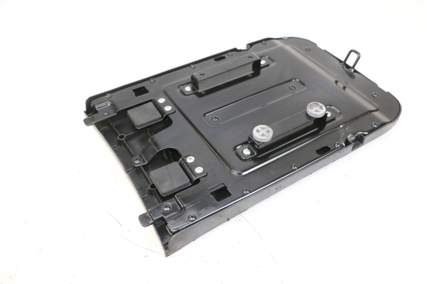 photo de TAMPA DA BATERIA SEGWAY NINEBOT E125S 1 (2022 - 2026) - Detalhe da peça