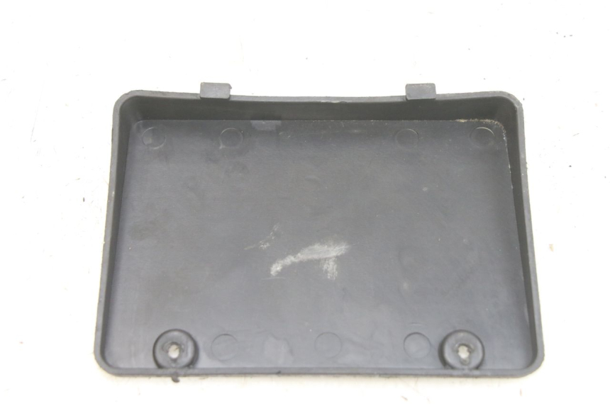 photo de TAMPA DA BATERIA TNT MOTOR FASTINO 4T 50 (2013 - 2019) - Detalhe da peça