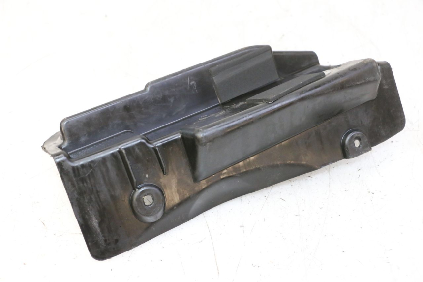 photo de TAMPA DA BATERIA HONDA FES S-WING SWING ABS 125 (2007 - 2015) - Detalhe da peça