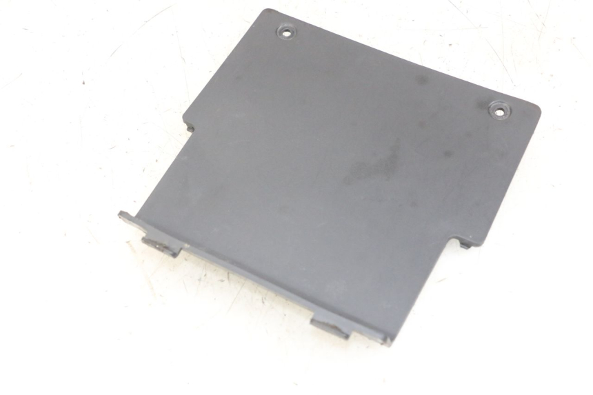 photo de TAMPA DA BATERIA SYM FIDDLE 3 III 125 (2014 - 2020) - Vista principal