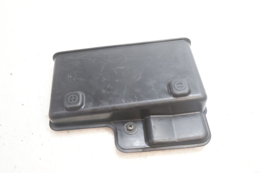 photo de TAMPA DA BATERIA HONDA FJS SILVER WING SILVERWING 400 (2005 - 2008) - Detalhe da peça