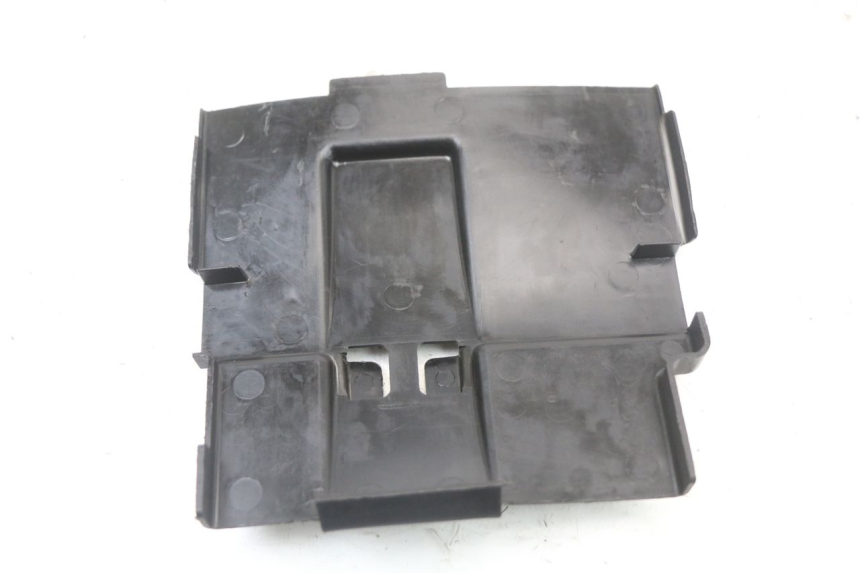 photo de TAMPA DA BATERIA HONDA CBR F 1000 (1993 - 1996) - Ampliação técnica