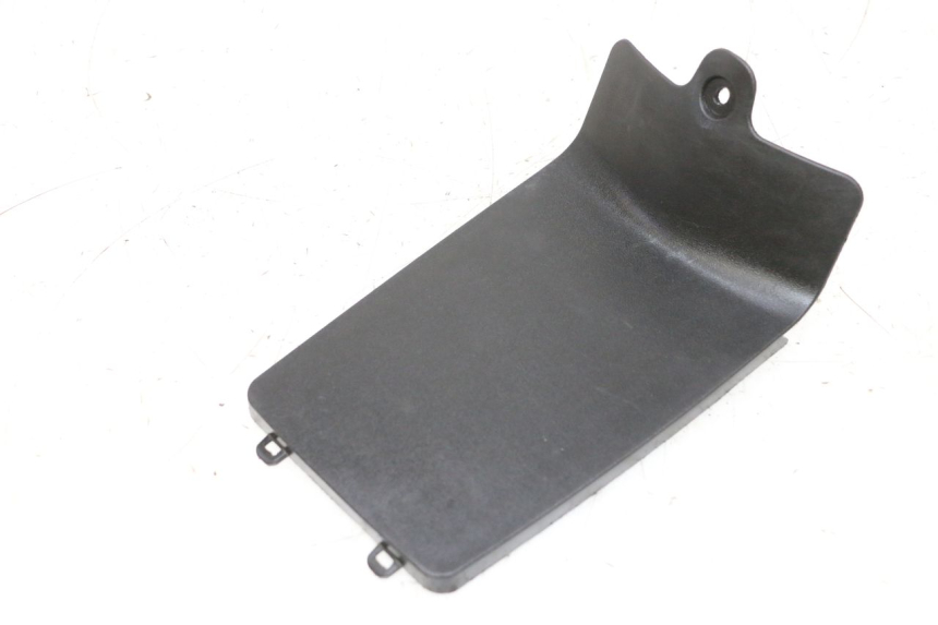 photo de TAMPA DA BATERIA PEUGEOT KISBEE 4T 50 (2010 - 2017) - Vista principal