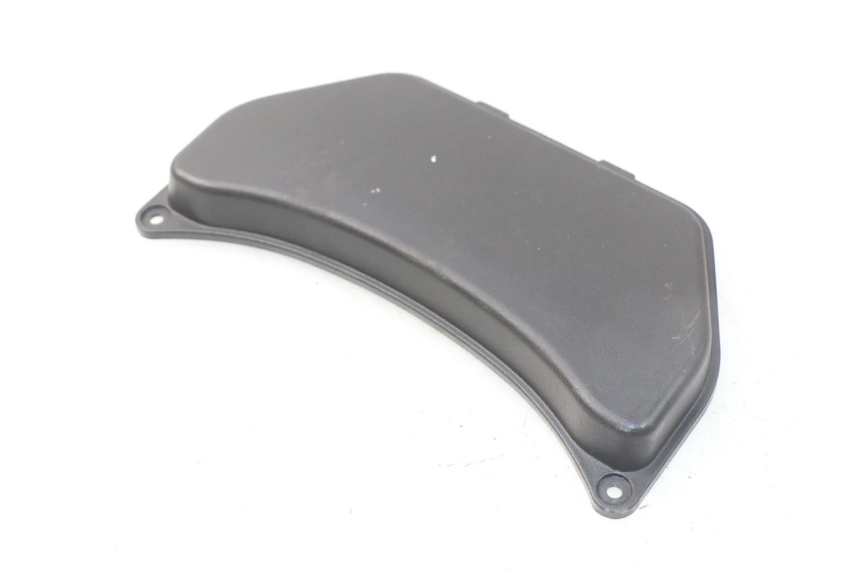 photo de TAMPA DA BATERIA PIAGGIO LIBERTY IGET 4T 50 (2015 - 2020) - Zoom do estado de desgaste
