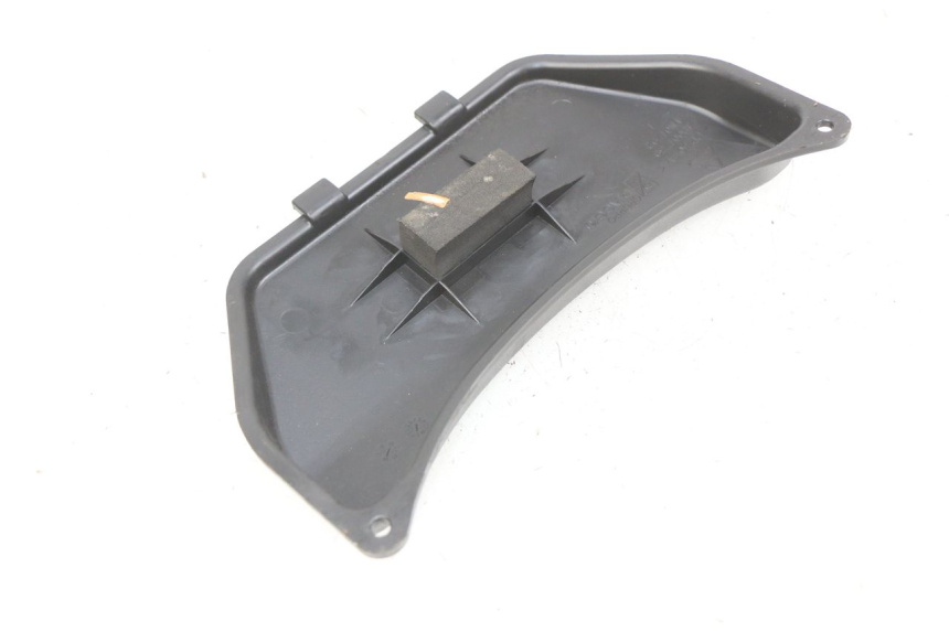 photo de TAMPA DA BATERIA PIAGGIO LIBERTY IGET 4T 50 (2015 - 2020) - Detalhe da peça