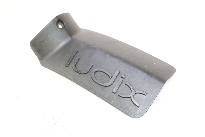 photo de TAMPA DA BATERIA PEUGEOT LUDIX 50 (2008 - 2017) - Ampliação técnica