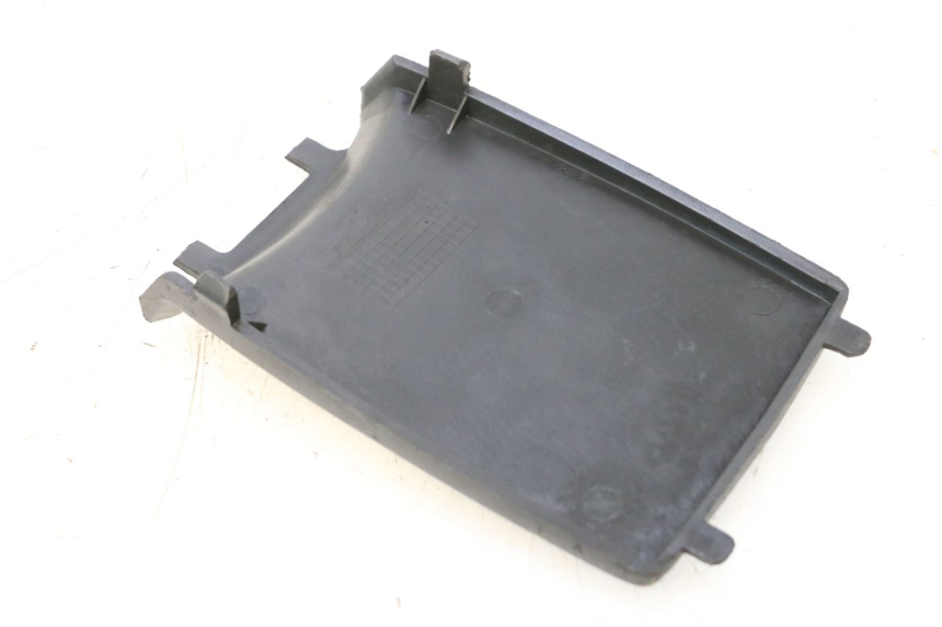 photo de CACHE BATTERIE KEEWAY MATRIX RX9 125 (2006 - 2007) - Detalhe da peça