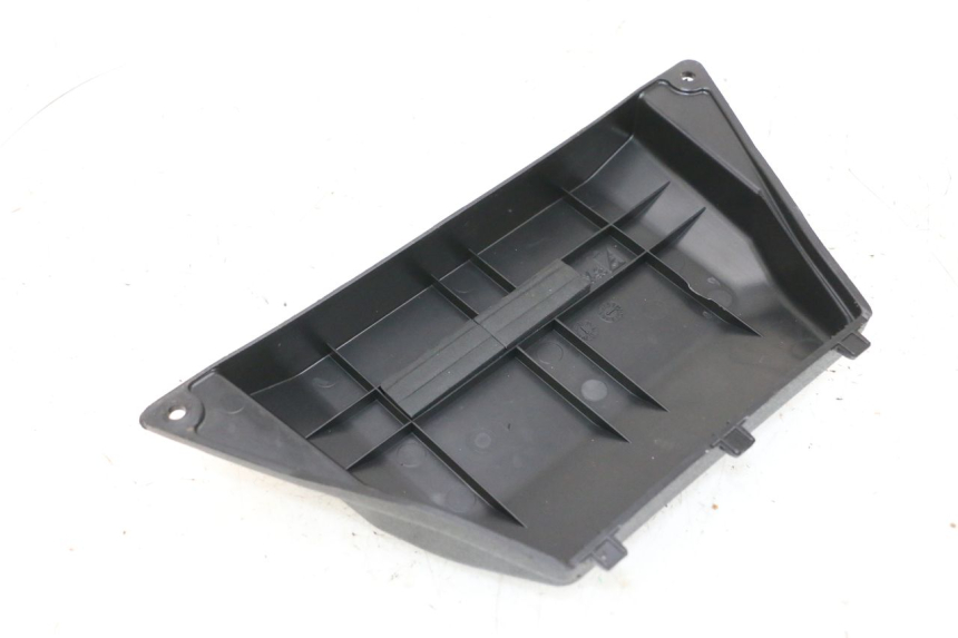 photo de TAMPA DA BATERIA PIAGGIO MP3 HPE 300 (2019 - 2026) - Detalhe da peça