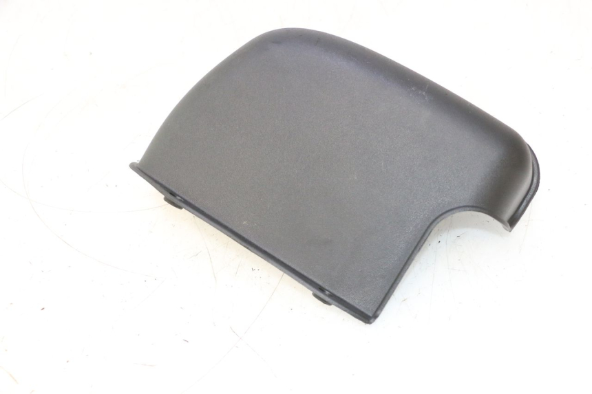 photo de TAMPA DA BATERIA PIAGGIO MP3 LT 300 (2010 - 2016) - Ampliação técnica