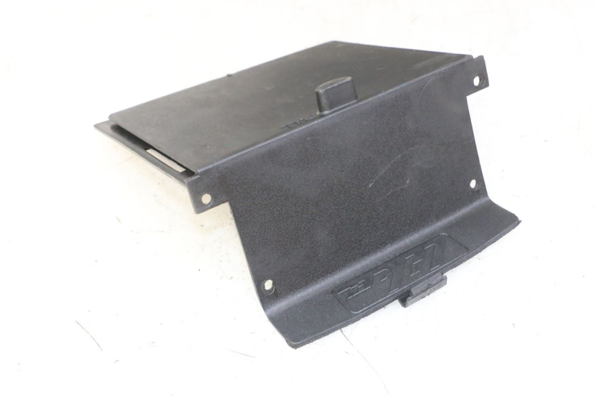photo de TAMPA DA BATERIA KYMCO LIKE 4T 50 (2019 - 2025) - Vista principal