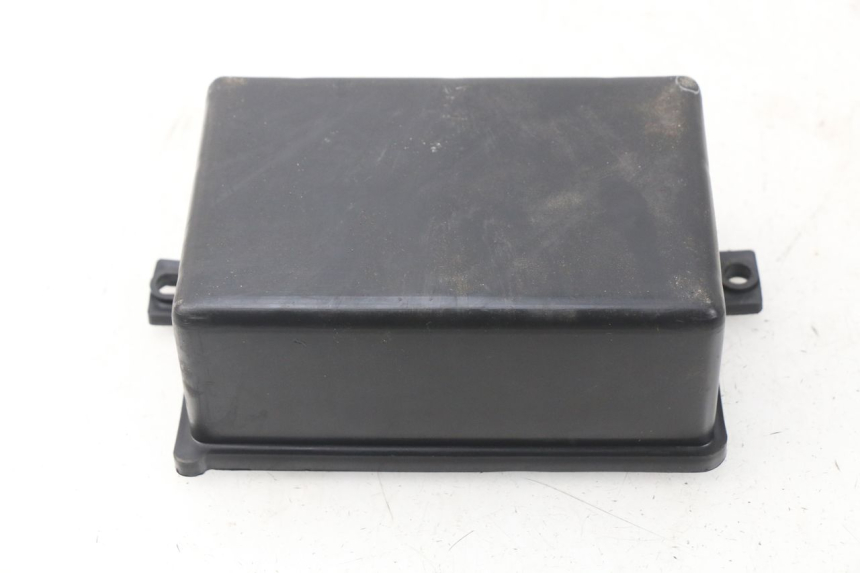 photo de TAMPA DA BATERIA SYM ORBIT III 3 4T 50 (2018 - 2021) - Detalhe da peça