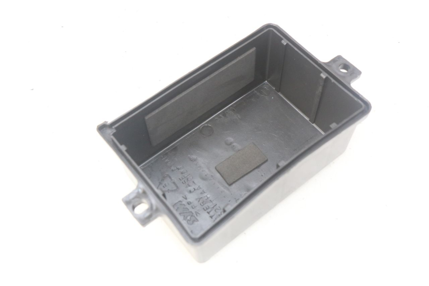photo de TAMPA DA BATERIA SYM ORBIT III 3 4T 50 (2018 - 2021) - Detalhe da peça