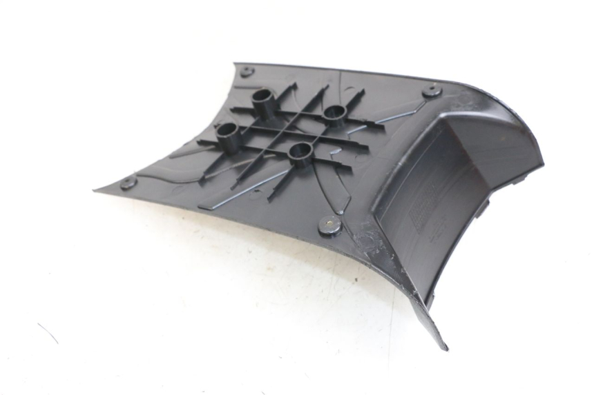 photo de TAMPA DA BATERIA EUROCKA R8 4T 50 (2013 - 2022) - Detalhe da peça
