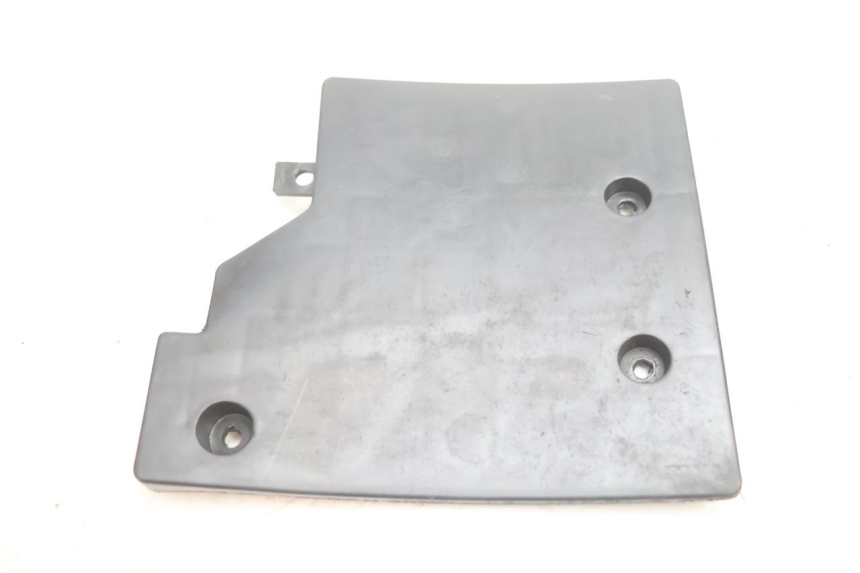 photo de TAMPA DA BATERIA TNT MOTOR ROMA 10' 2T 50 (2011 - 2018) - Detalhe da peça