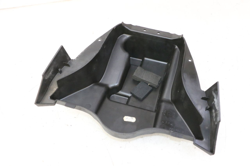 photo de TAMPA DA BATERIA YAMAHA X-CITY XCITY 125 (2007 - 2013) - Detalhe da peça