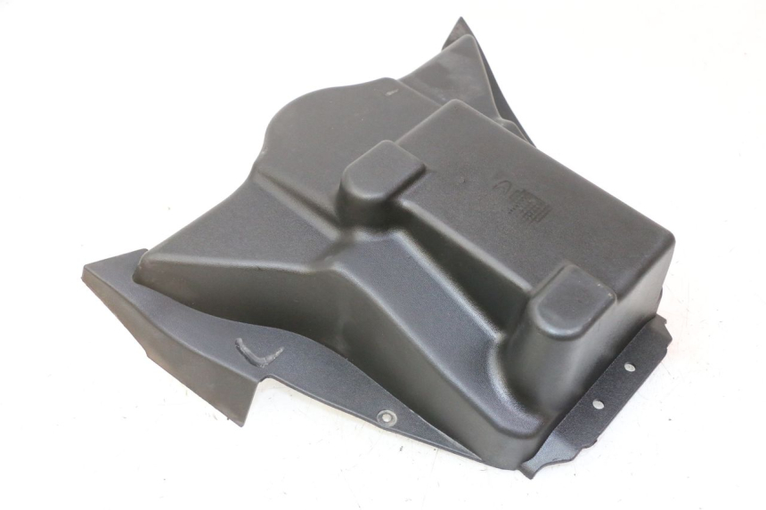 photo de TAMPA DA BATERIA YAMAHA X-CITY XCITY 125 (2007 - 2013) - Pontos de fixação