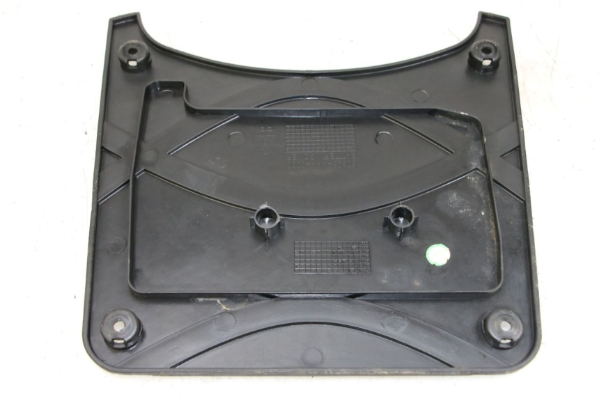 photo de TAMPA DA BATERIA SYM X-PRO 4T 50 (2014 - 2021) - Detalhe da peça