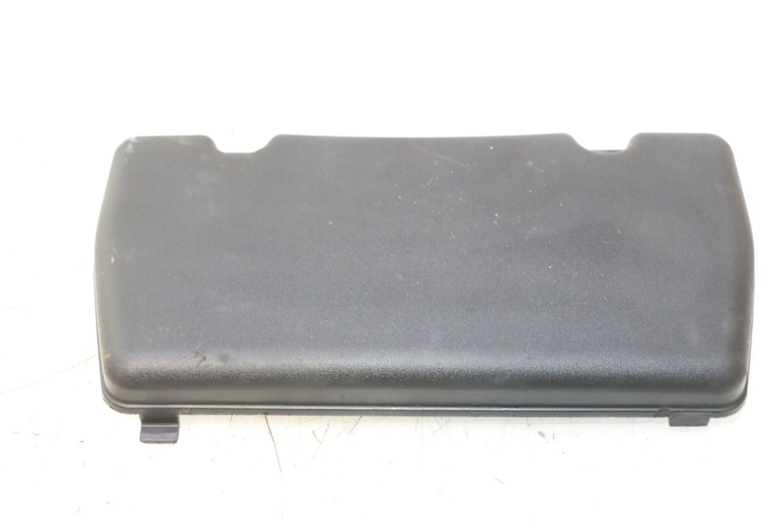 photo de TAMPA DE BATERIA PIAGGIO X8 STREET 125 (2006 - 2007) - Outro ângulo de visão