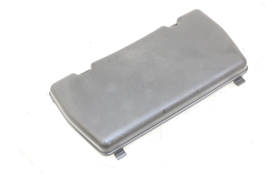 photo de TAMPA DA BATERIA PIAGGIO XEVO - X EVO 125 (2007 - 2017) - Vista principal