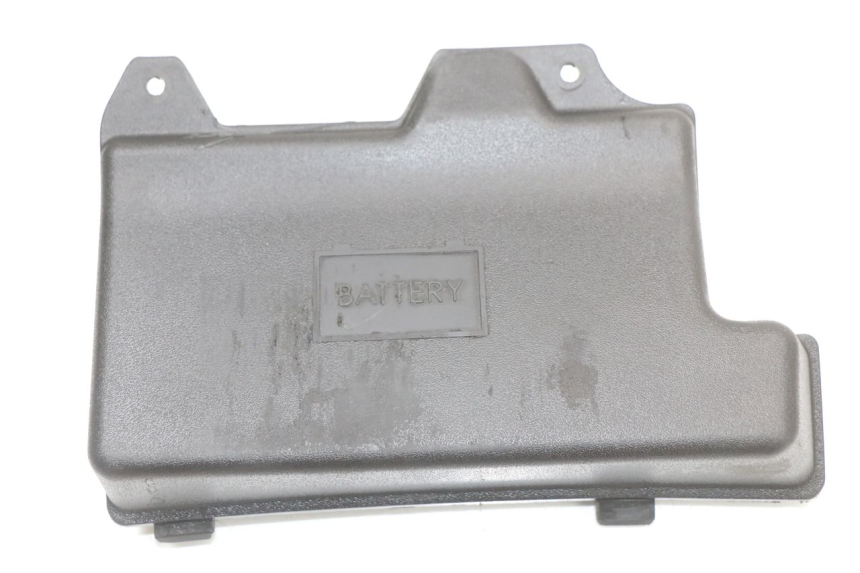 photo de TAMPA DA BATERIA PIAGGIO ZIP 2T 50 (2009 - 2019) - Vista principal