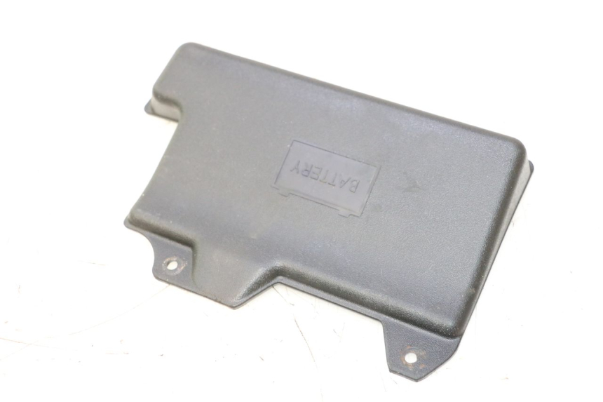 photo de TAMPA DA BATERIA PIAGGIO ZIP 2T 50 (2009 - 2019) - Vista principal