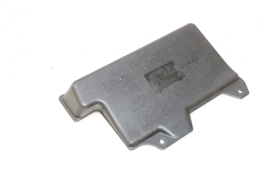 photo de TAMPA DA BATERIA PIAGGIO ZIP 2T 50 (2009 - 2019) - Vista principal
