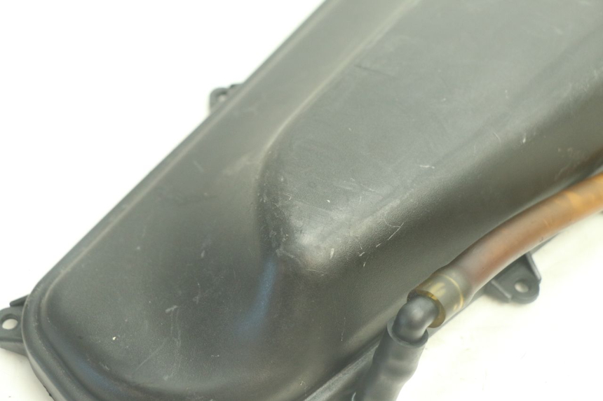 photo de TAMPA DA CAIXA DE AR KYMCO AGILITY 4T 50 (2018 - 2022) - Detalhe da peça