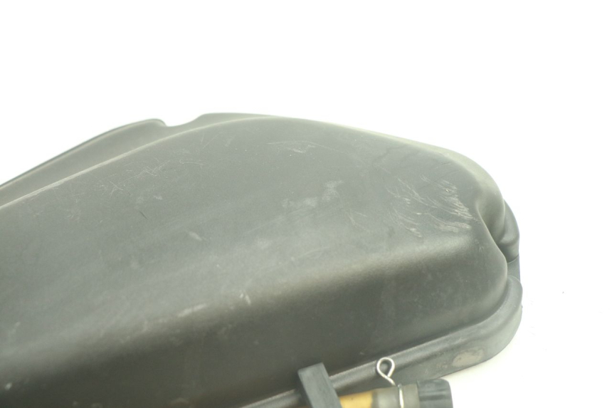 photo de TAMPA DA CAIXA DE AR KYMCO AGILITY 4T 50 (2018 - 2022) - Zoom do estado de desgaste