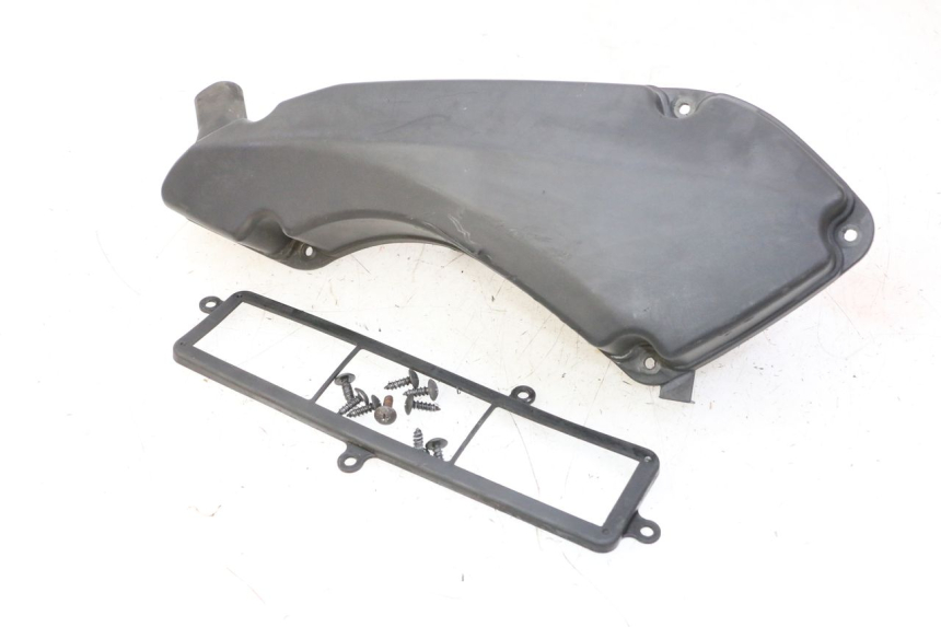 photo de TAMPA DA CAIXA DE AR SUZUKI BURGMAN 125 (2007 - 2014) - Outro ângulo de visão