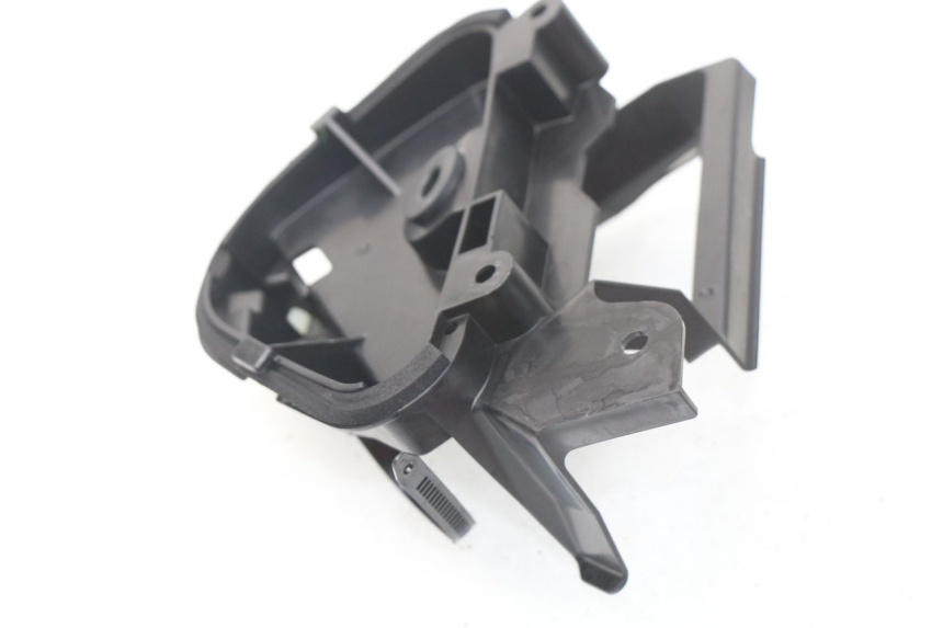 photo de TAMPA DA CAIXA DE AR YAMAHA FZ8 800 (2010 - 2016) - Detalhe da peça