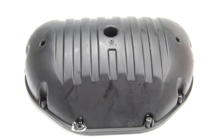 photo de TAMPA DA CAIXA DE AR SUZUKI GSR 600 (2005 - 2012) - Outro ângulo de visão