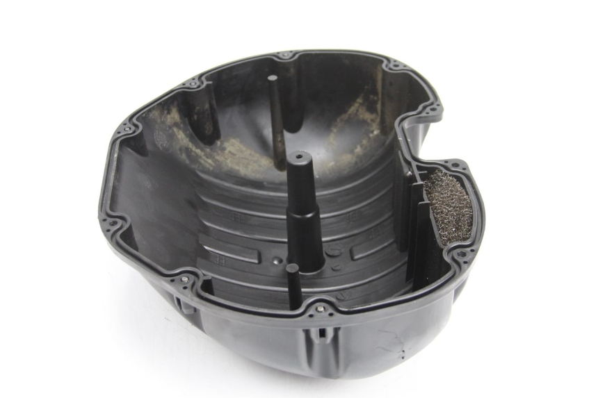 photo de TAMPA DA CAIXA DE AR SUZUKI GSR 600 (2005 - 2012) - Vista geral