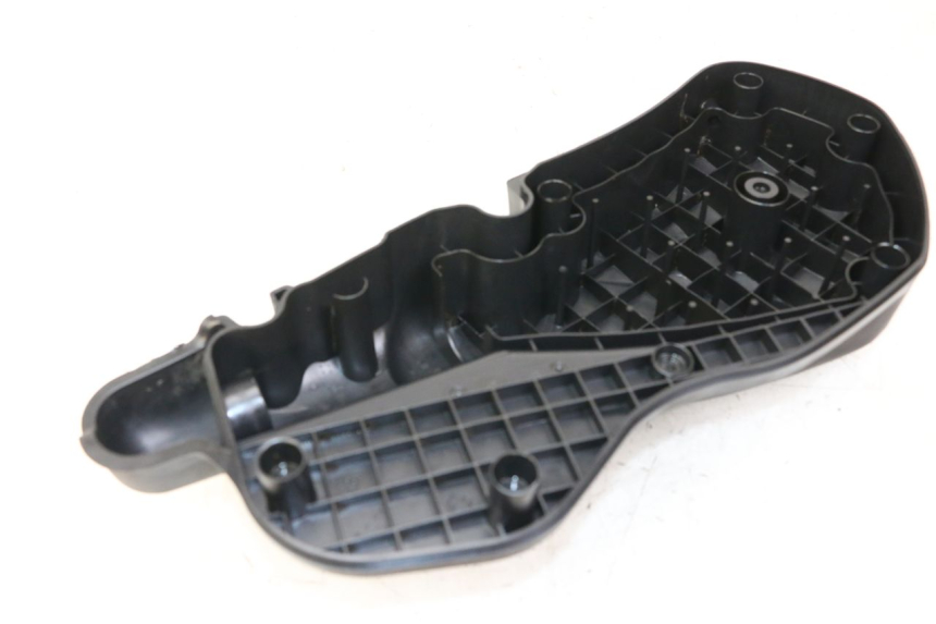 photo de TAMPA DA CAIXA DE AR PIAGGIO MP3 LT 400 (2007 - 2012) - Detalhe da peça