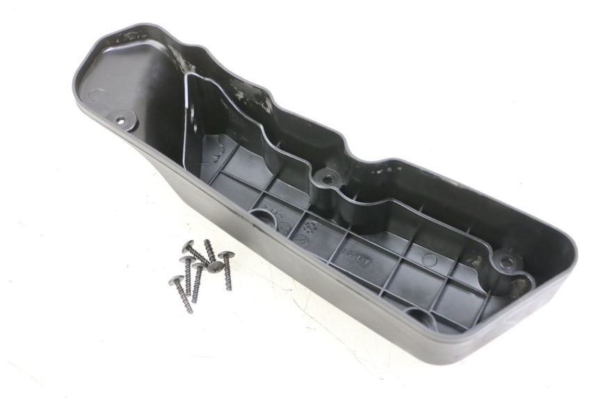 photo de TAMPA DA CAIXA DE AR PIAGGIO VESPA S 2T 50 (2007 - 2014) - Detalhe da peça