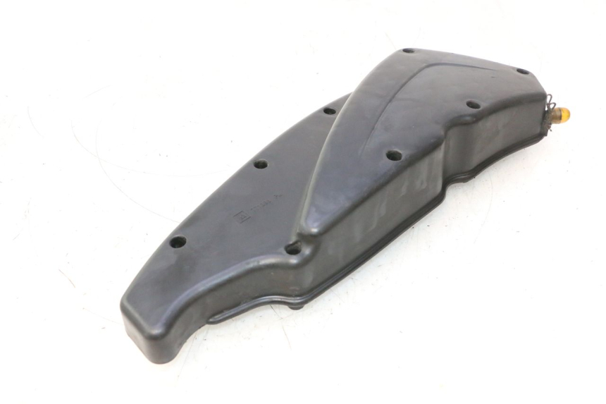 photo de TAMPA DA CAIXA DE AR PEUGEOT SATELIS 125 (2006 - 2009) - Detalhe da peça