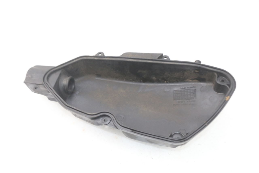 photo de TAMPA DA CAIXA DE AR HONDA SCV LEAD 100 (2003 - 2007) - Zoom do estado de desgaste
