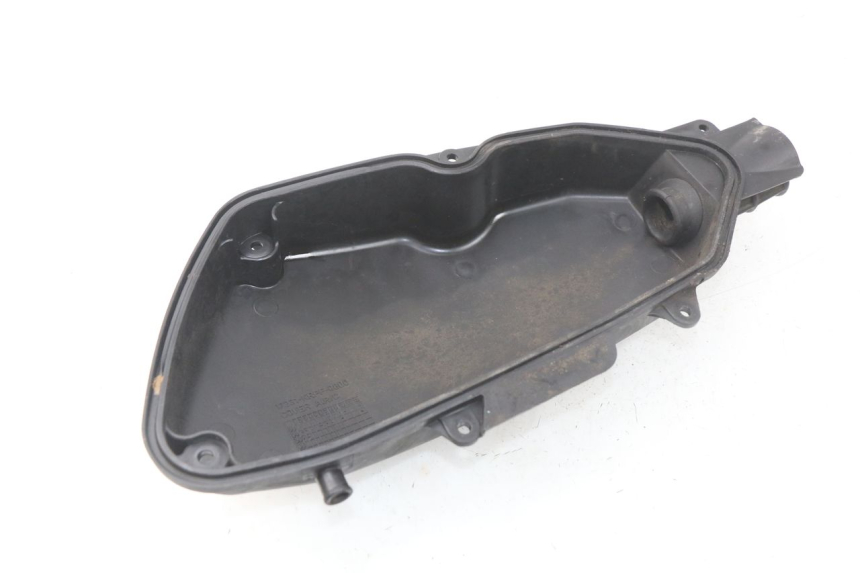photo de TAMPA DA CAIXA DE AR HONDA SCV LEAD 100 (2003 - 2007) - Outro ângulo de visão