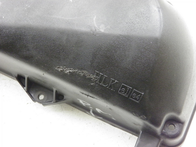 photo de TAMPA DA CAIXA DE AR SYM GTS 125 (2005 - 2008) - Detalhe da peça